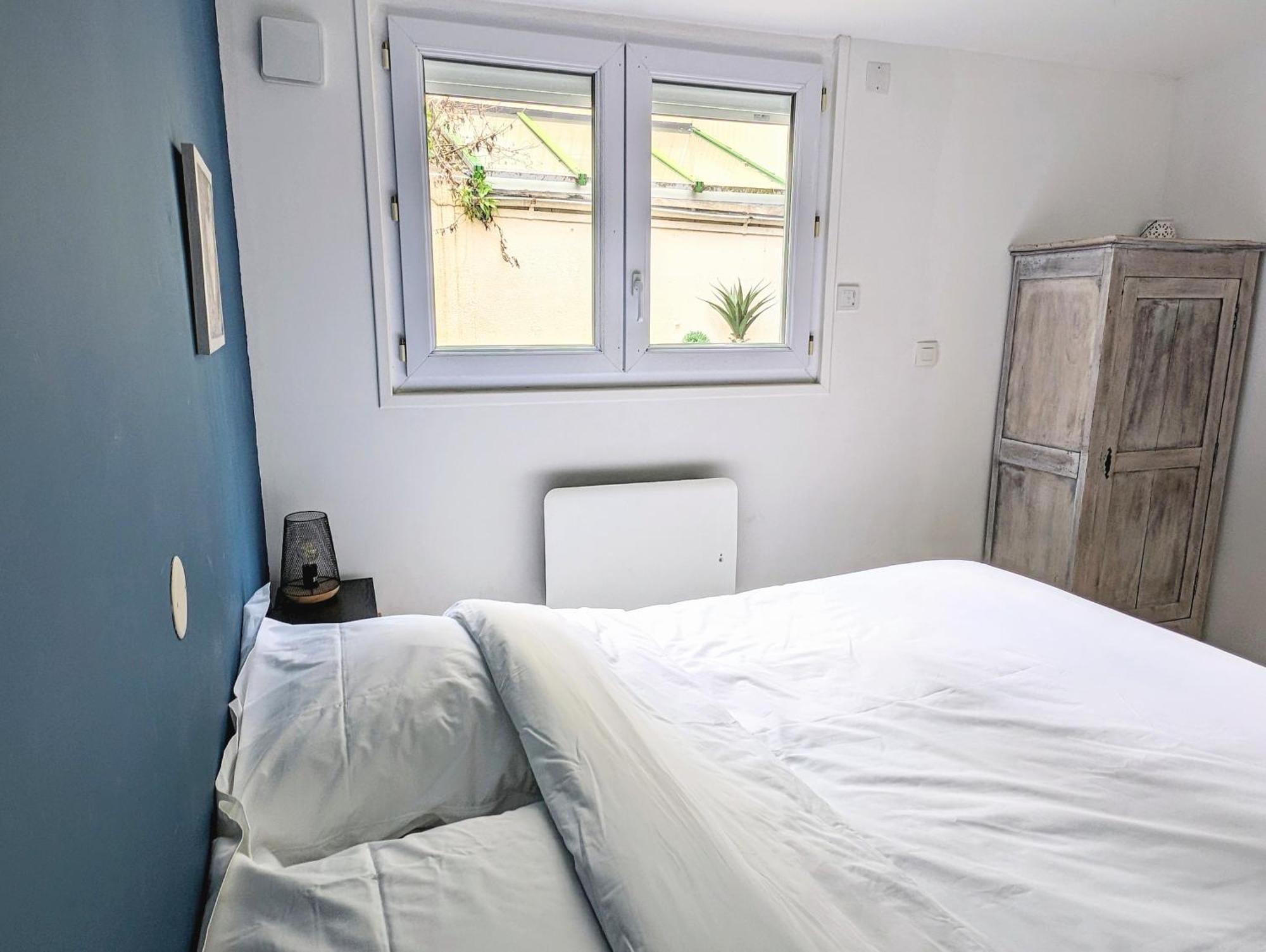 Agreable Maison Renovee En Hyper Centre Avec Patio Pornic Exterior photo